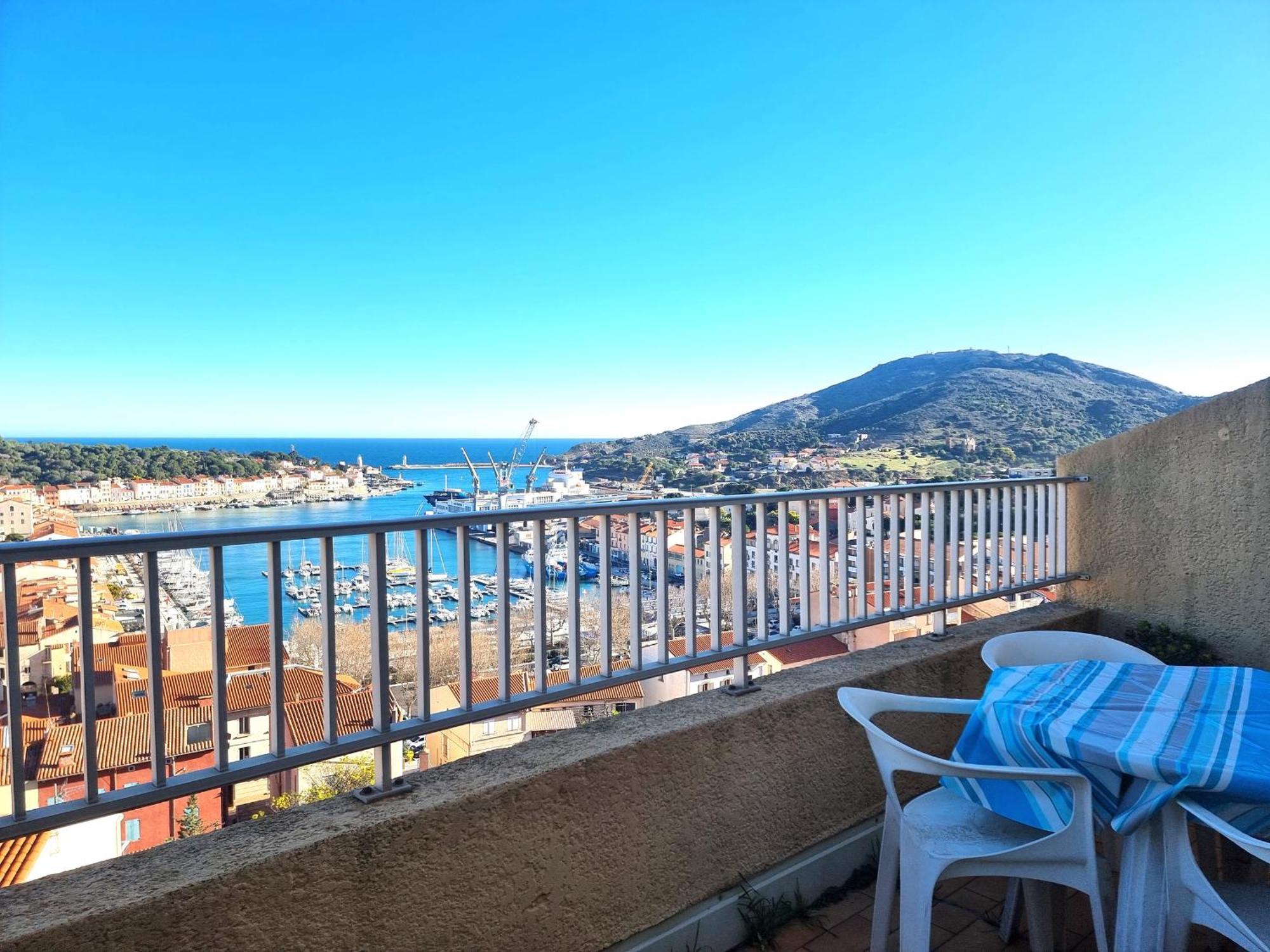 Port-Vendres: Studio Cabine Avec Terrasse, A 2 Pas Du Port - Fr-1-309-256 Port Vendres Eksteriør billede